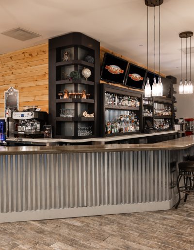 The-bar-at-Bradleys-Grill-Baltimore